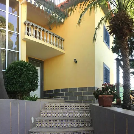 Holiday Home, Jardim Do Mar *